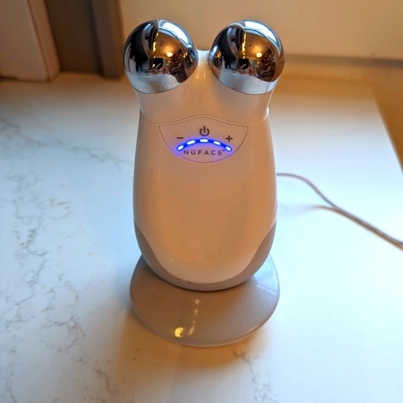 Nuface Trinity Facial Toning Device